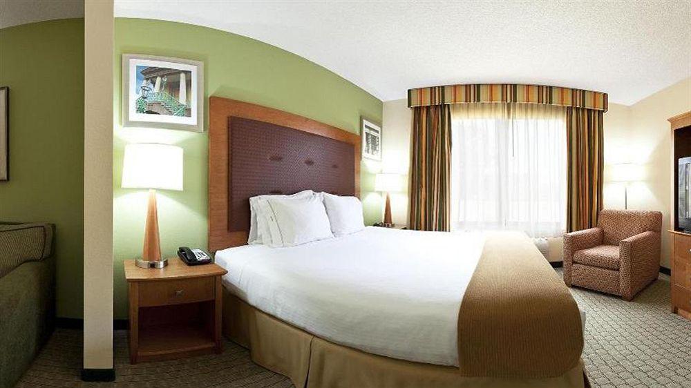 Holiday Express & Charleston - North By Ihg North Charleston